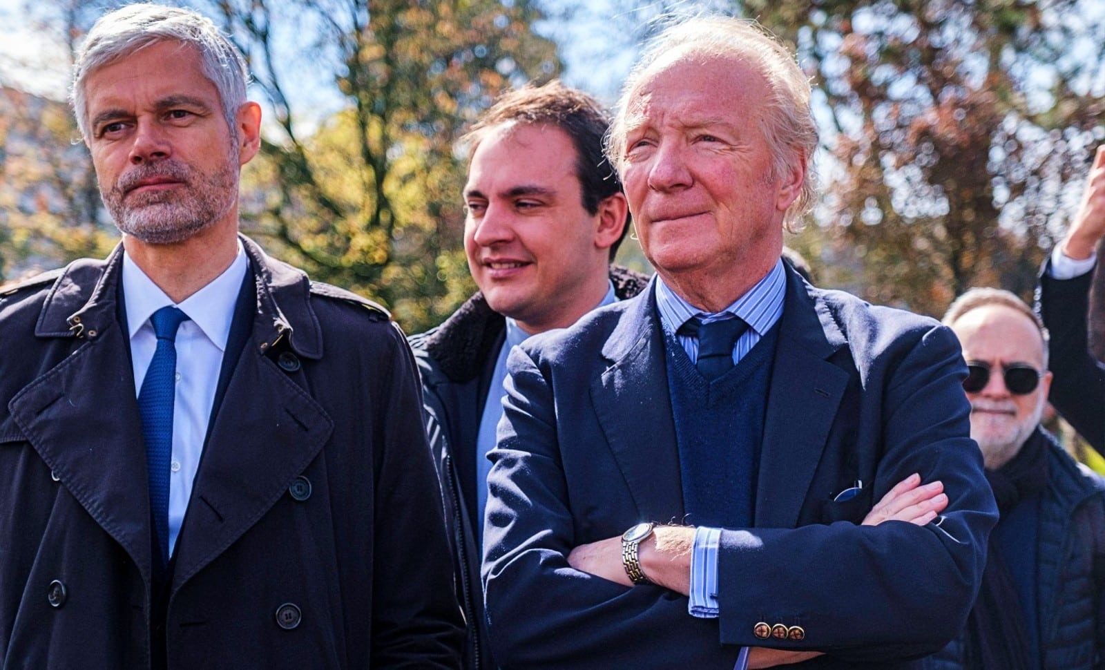 découvrez le parcours politique de brice hortefeux, de ses débuts à ses fonctions ministérielles, en passant par ses engagements et ses principales actions au sein de la vie politique française.