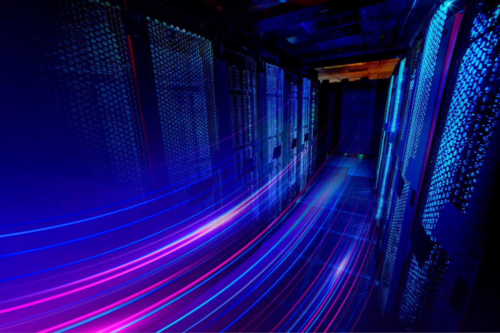 découvrez comment le choix de keyrus pour votre stratégie data peut accélérer la transformation digitale de votre entreprise, en optimisant l’exploitation de vos données pour des décisions plus éclairées et performantes.