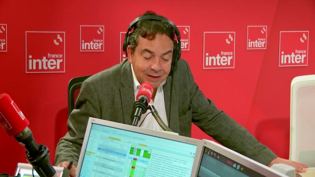 découvrez comment emmanuel macron s'oppose à l'influence croissante des algorithmes, explore ses propositions pour réguler le numérique et défendre l'humain dans la société digitale.