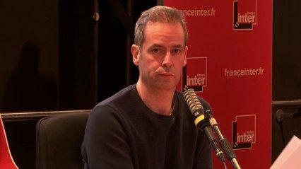 découvrez le parcours de marine le pen, de ses débuts en politique à ses rôles clés au sein du front national (devenu rassemblement national), et son influence sur la scène politique française.