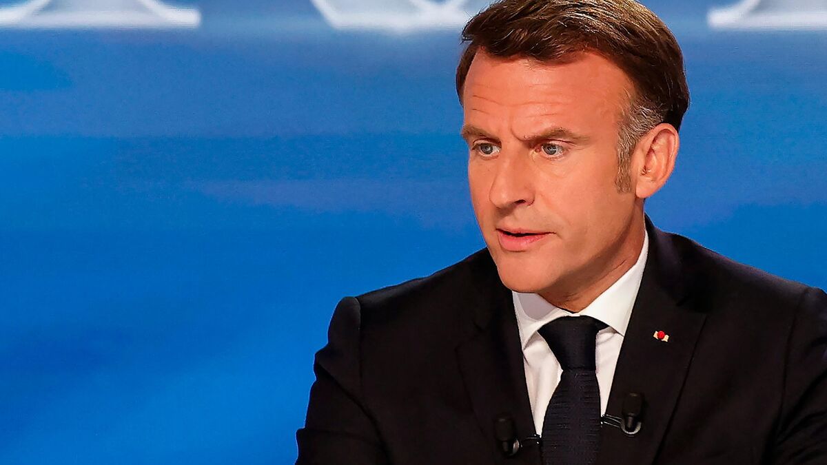 analyse approfondie de la remise en question d'emmanuel macron : découvrez les raisons, les enjeux et les conséquences de ce moment clé dans la vie politique française.