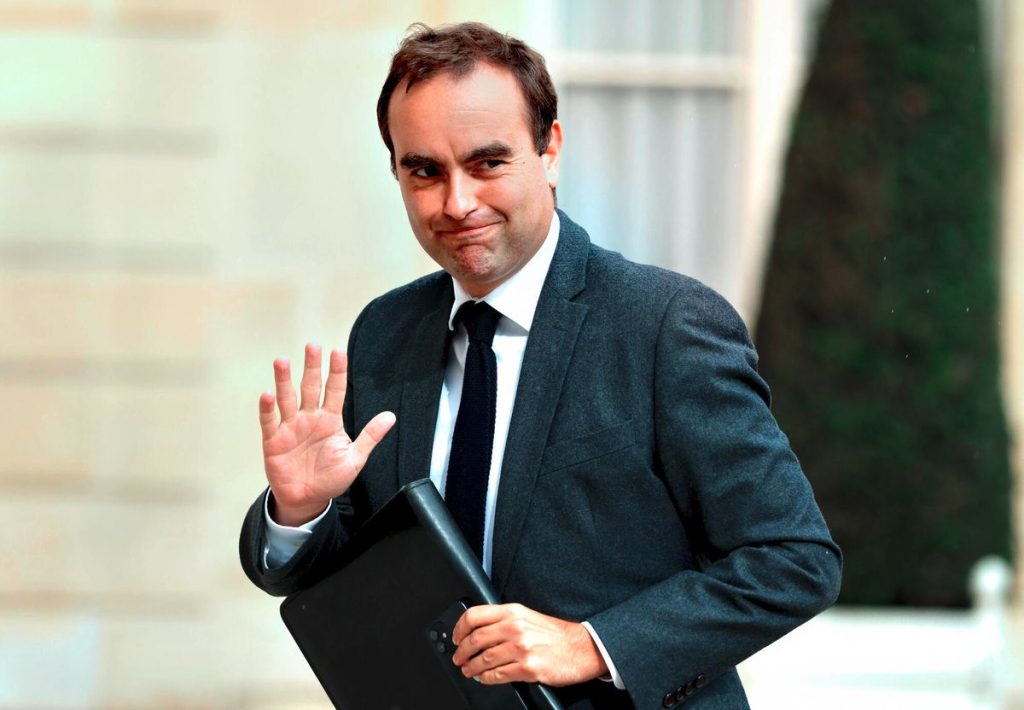 découvrez le rôle de sébastien lecornu en tant que témoin de mariage et explorez les enjeux politiques liés à sa présence lors de cet événement.