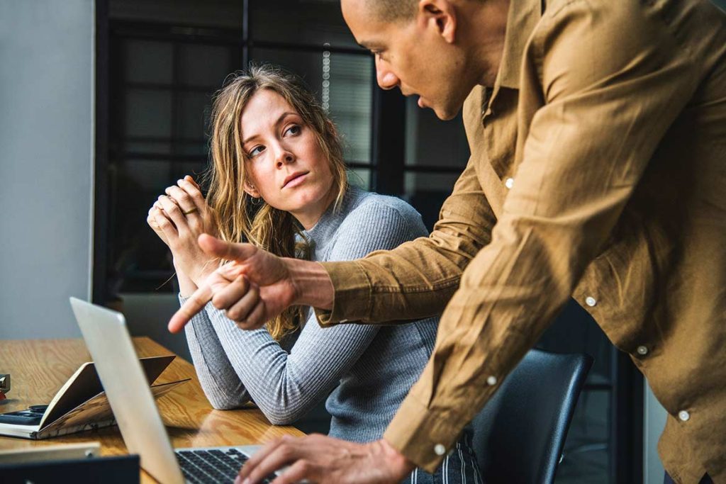 découvrez les avantages de la formation en management proposée par comundi pour développer vos compétences en leadership et gestion d'équipe.