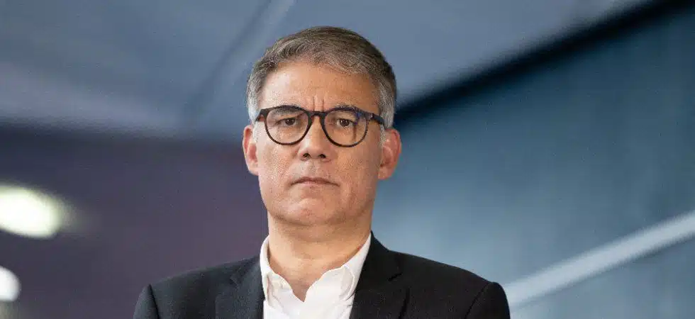 découvrez notre analyse sur le budget ambigu des socialistes : enjeux, contradictions et répercussions pour l'économie française. décryptage des choix budgétaires et leurs impacts sur la société.