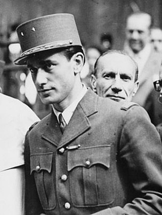 découvrez la vie et le parcours de jacques chaban-delmas, un homme politique clé qui a marqué l'histoire de la france par son engagement et ses responsabilités majeures.