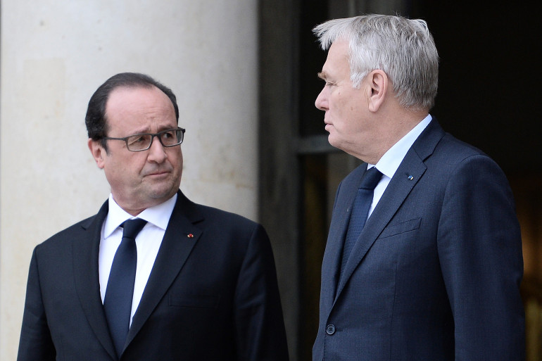 découvrez le rôle clé de jean-marc ayrault entre les présidences de françois hollande et emmanuel macron, et son influence politique au cœur de ces deux mandats.