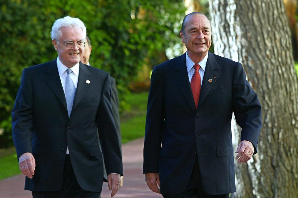 découvrez le parcours politique de lionel jospin, ses réalisations majeures et l'héritage qu'il laisse dans la vie publique française.