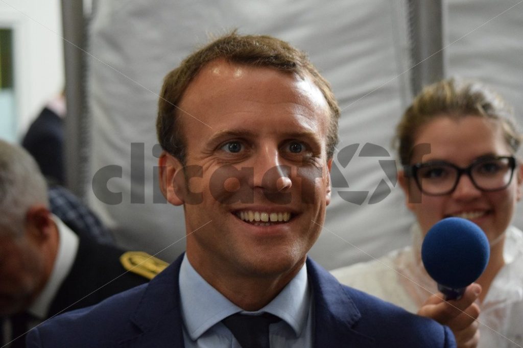 suivez l’actualité d’emmanuel macron lors de sa visite à la rochelle : discours, rencontres et enjeux locaux abordés par le président de la république.