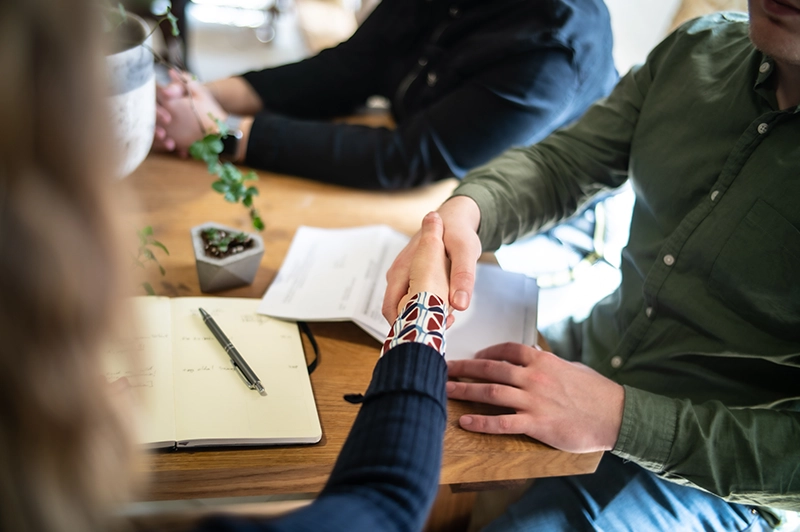 découvrez les services de médiation à albi pour résoudre vos conflits à l’amiable, avec l’aide de professionnels qualifiés. bénéficiez d’un accompagnement confidentiel et efficace pour particuliers et entreprises.