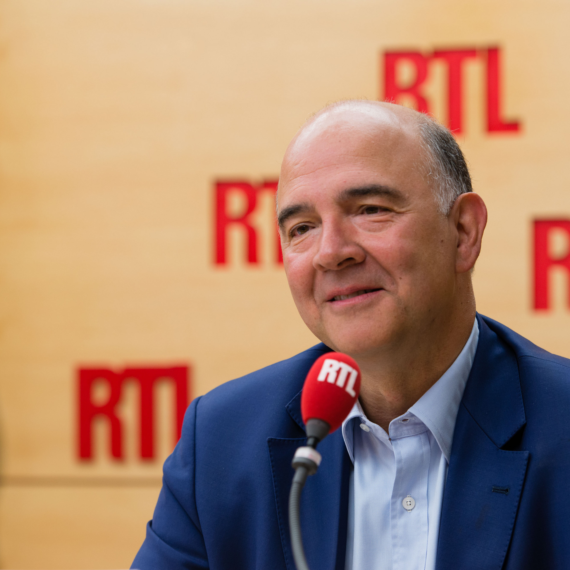 découvrez le parcours et l'influence politique de pierre moscovici, son rôle clé en france et en europe, ainsi que son impact sur les politiques économiques et sociales.