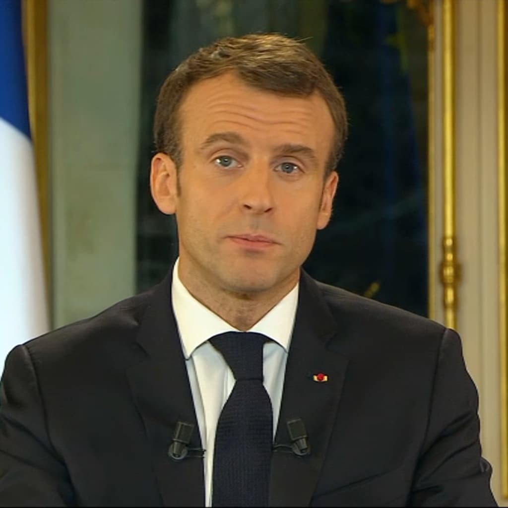découvrez comment le regard d'emmanuel macron reflète sa personnalité, ses ambitions politiques et son influence sur la scène internationale.