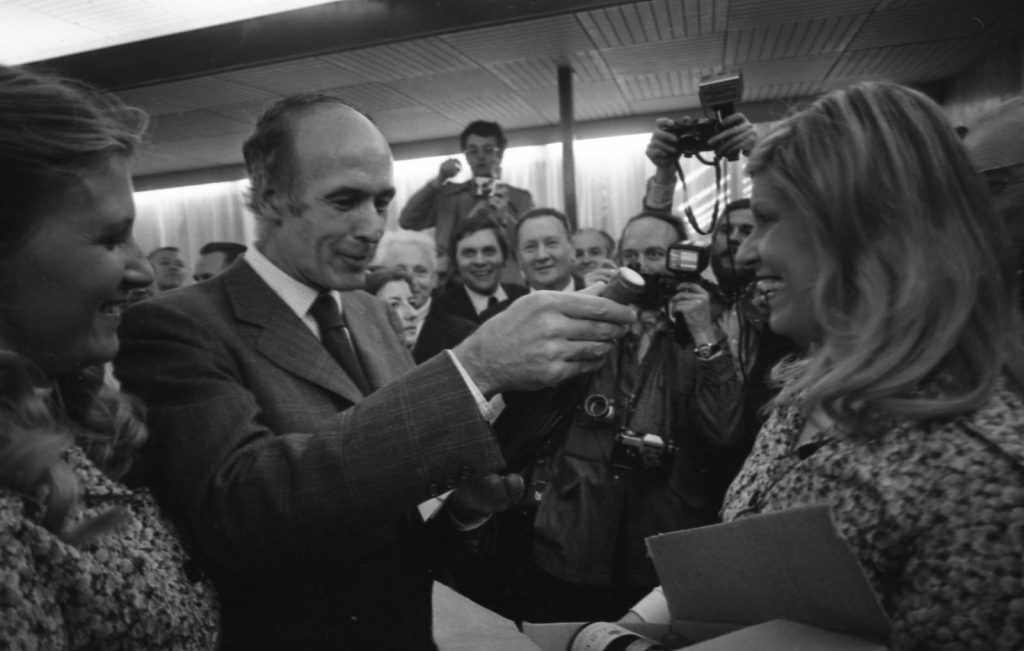 découvrez le rôle clé de valéry giscard d’estaing dans l’histoire politique de la france, son impact et son héritage.