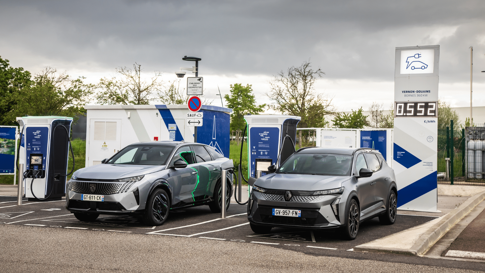 découvrez les dernières informations sur l'assouplissement de l'interdiction de vente des voitures neuves et ses impacts sur le marché automobile.