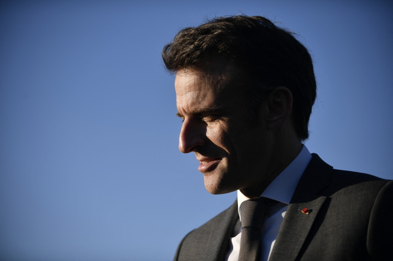 découvrez les enjeux clés de la visite de macron en chine, entre relations diplomatiques, économiques et stratégiques.