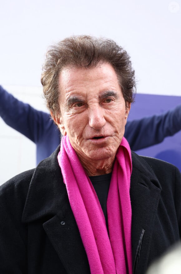 découvrez le parcours inspirant de jack lang, son impact majeur sur la culture française et l'héritage qu'il laisse derrière lui.