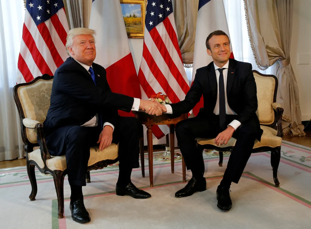 analyse des perceptions de macron et de la france selon l'administration trump, explorant les relations internationales et les enjeux politiques.