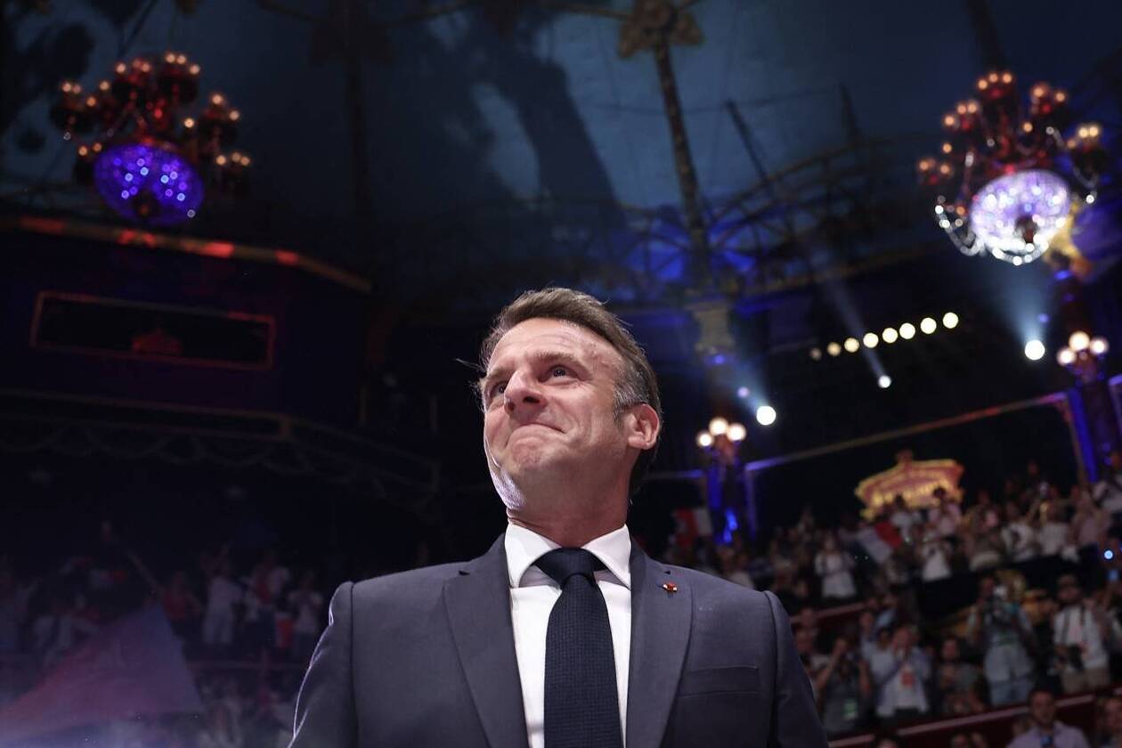 analyse des stratégies politiques de macron et philippe en préparation de l'élection présidentielle de 2027.