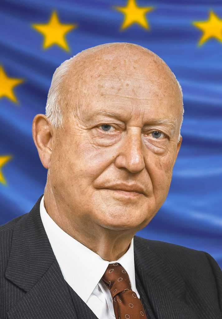 découvrez la vie et la carrière de pierre pflimlin, homme politique français influent, connu pour son rôle dans la politique européenne et nationale.
