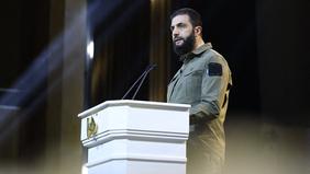 accueil officiel d'ursula von der leyen par le président syrien, marquant une rencontre diplomatique importante entre l'union européenne et la syrie.