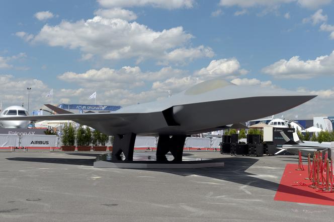 découvrez comment la commission européenne finance le développement d'un avion furtif léger, alliant innovation technologique et performance aéronautique pour renforcer la sécurité et la compétitivité européenne.