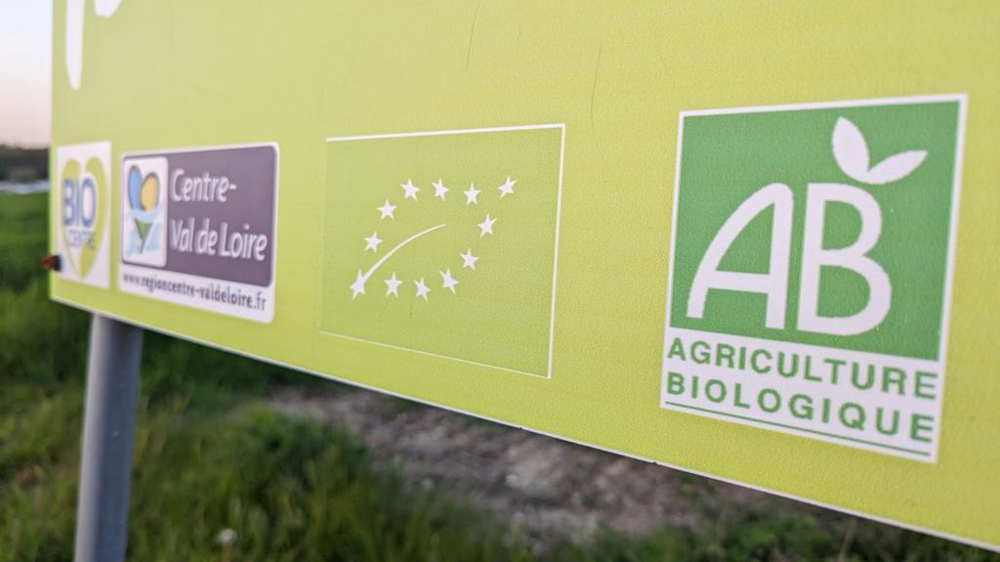 la commission européenne renforce son soutien à l'agriculture biologique pour promouvoir des pratiques durables et encourager les producteurs à adopter des méthodes respectueuses de l'environnement.