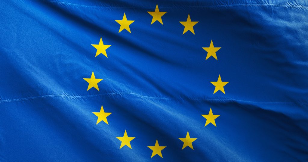 le président macron demande un respect renforcé pour la france et l'europe, soulignant l'importance de l'unité et de la coopération au sein du continent.