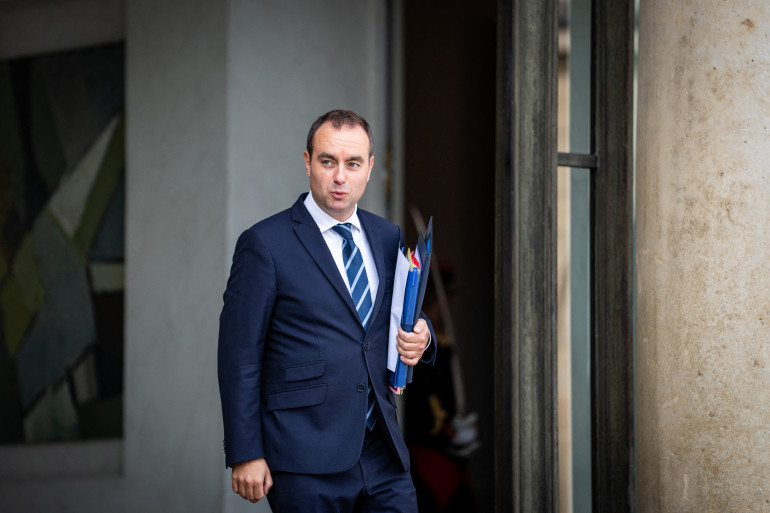 découvrez les résultats du sondage où lecornu devance macron pour l'année 2024, analyse des tendances politiques et perspectives à venir.