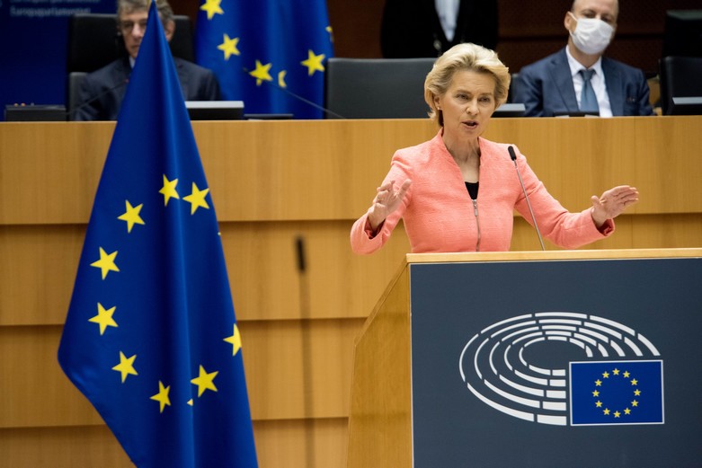 vérifiez les informations concernant l'augmentation de salaire d'ursula von der leyen, présidente de la commission européenne.