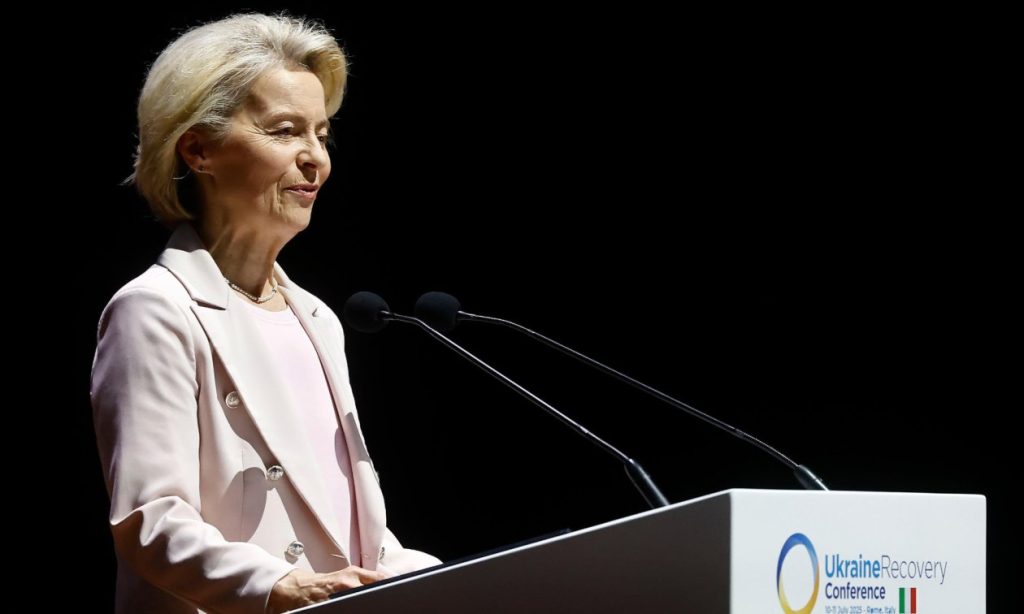 découvrez les enjeux et les conséquences de la nouvelle motion de défiance contre ursula von der leyen, un moment clé de la politique européenne.