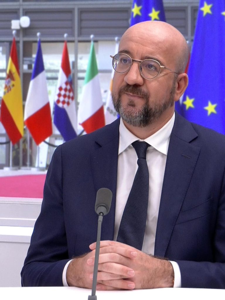 découvrez les critiques formulées par charles michel à l'encontre de la commission européenne dans ce dossier complet.
