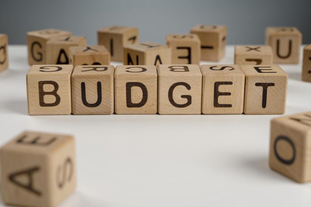 découvrez des conseils pratiques pour gérer efficacement votre argent au quotidien et améliorer votre budget personnel.