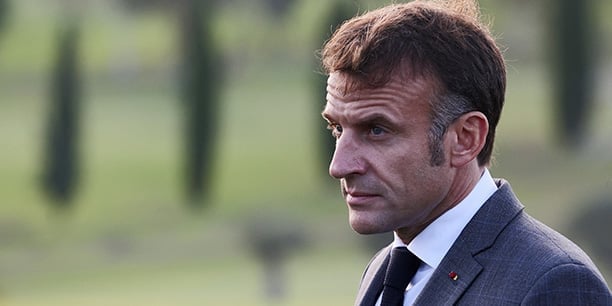 découvrez les derniers résultats du sondage : emmanuel macron progresse de 4 points dans sa popularité à l’international.